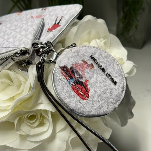⛷️🏂🚠 Michael Kors Ski Girls Jet Set Trio Wristlet Set NWT!  3 wristlets! - Picture 6 of 13